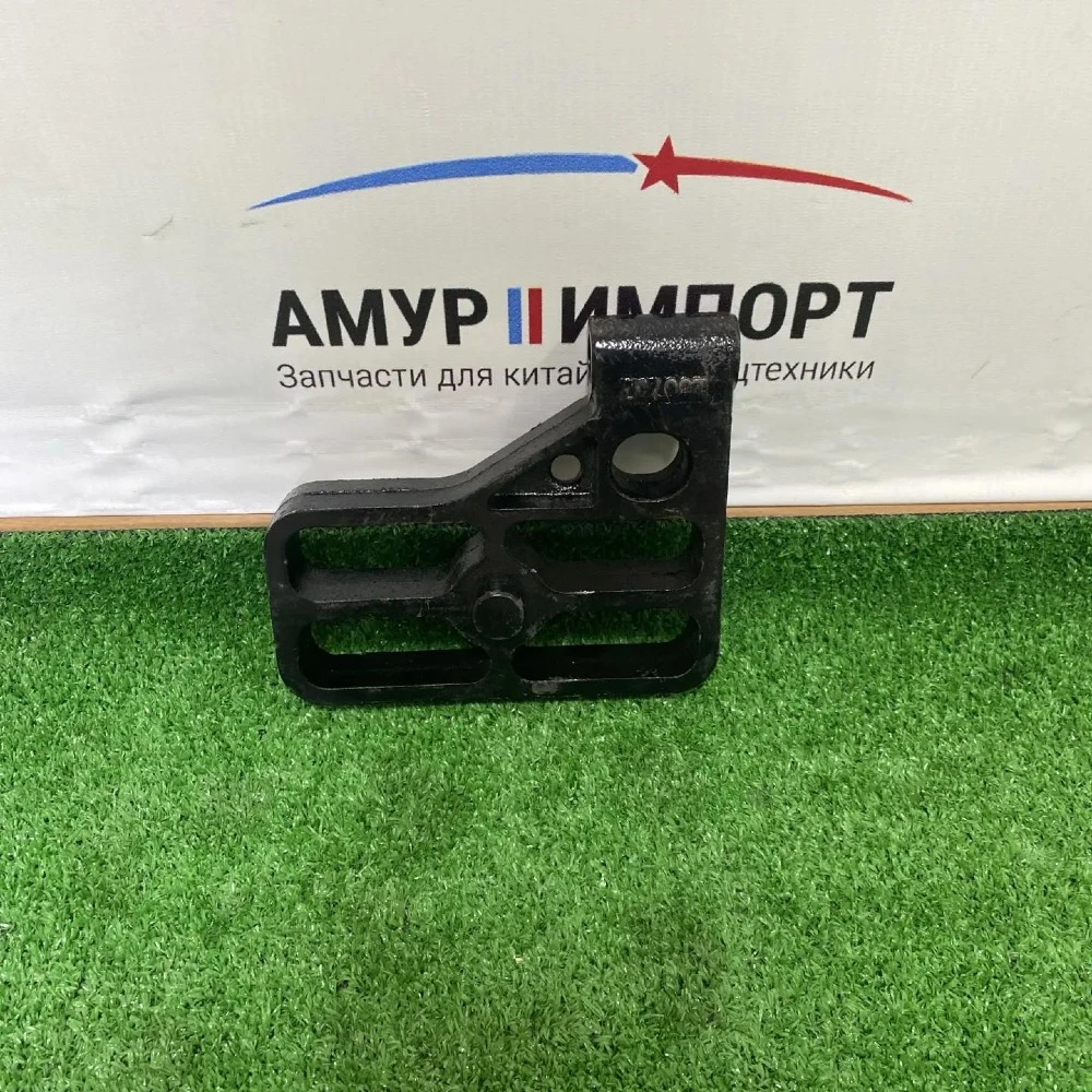 Кронштейн амортизатора основного нижний левыйJ7 2905425-2000/C
